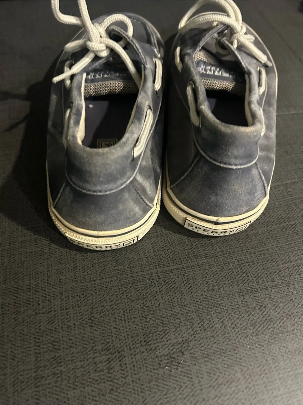 Sperry Men’s Navy Boat Shoes - Classic Lace-Up Deck Shoes size 10